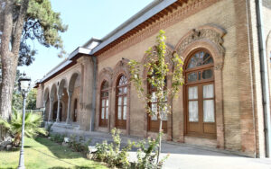 شستشوی نمای ساختمان مجلس شورای اسلامی